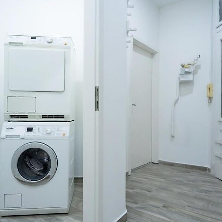 New Comfy Studio At Convenient Location ブダペスト エクステリア 写真